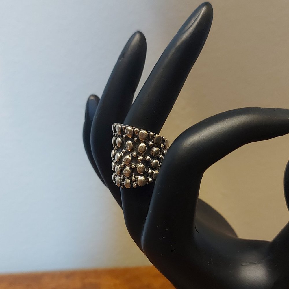 Handmade Mexican 925 Patterned Dot-work Ring - Picture 3 of 4